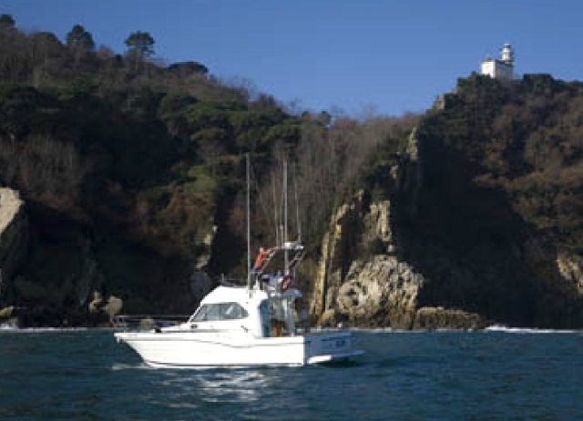 El barco navegando